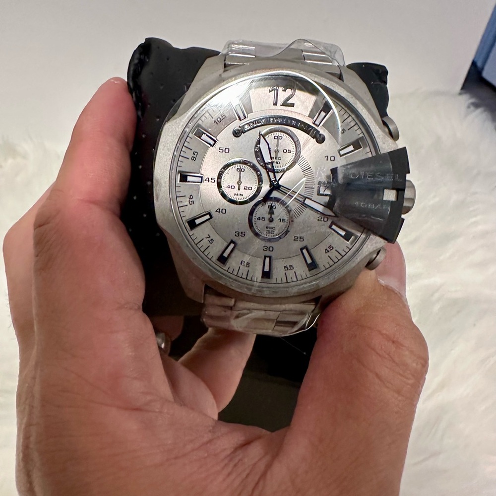 Diesel men’s big face brand new watch